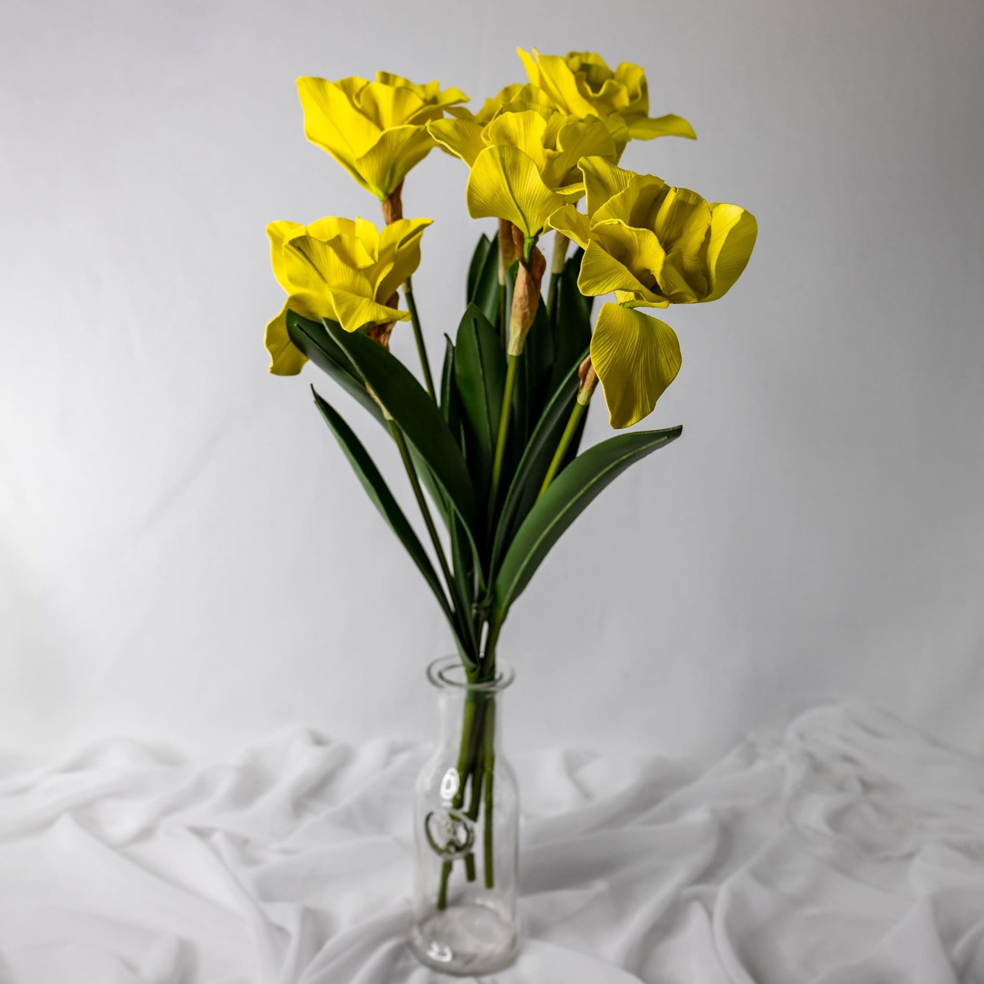 artificial daffodil