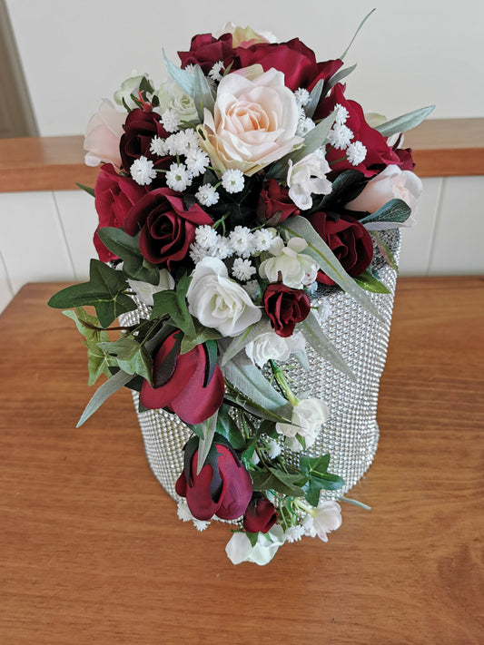 Best Artificial Flowers for Cake Decorating
