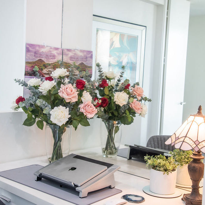 How to Use Artificial Flowers to Elevate Your Home Staging