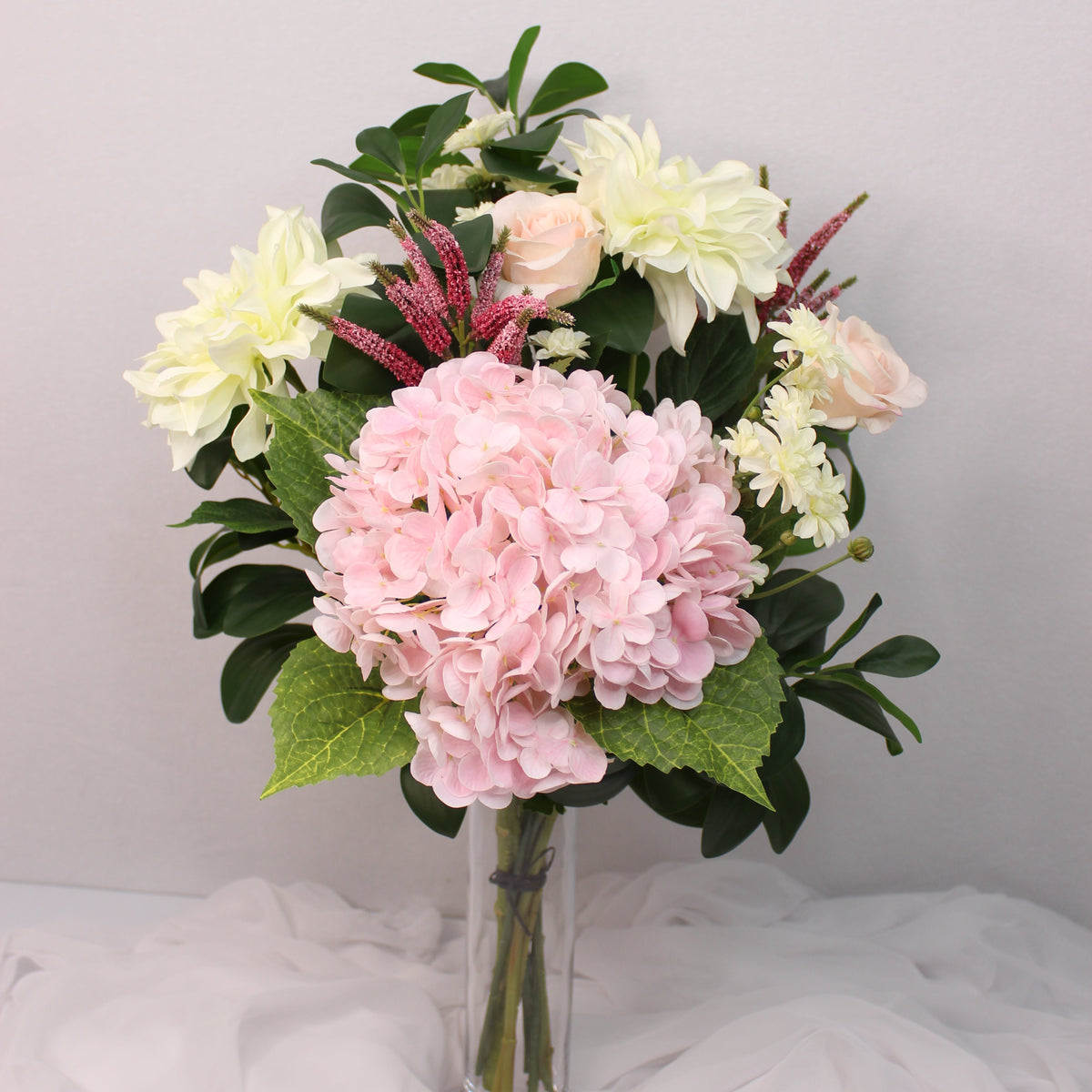 Light Pink Rose and Hydrangea Bouquet '88'