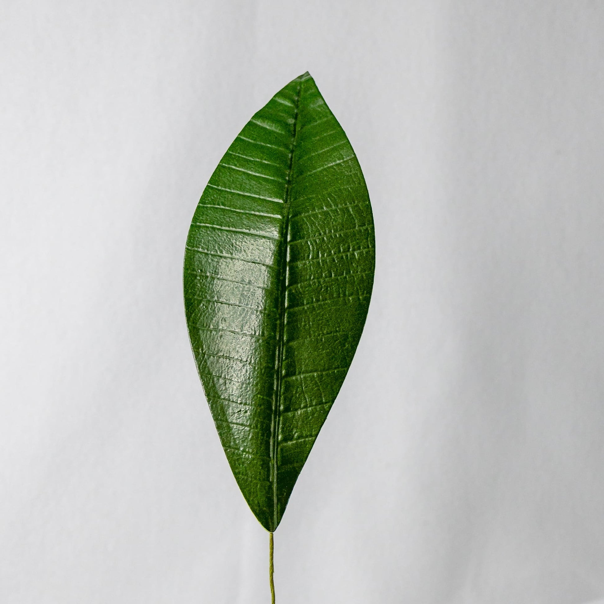 artificial pointed frangipani leaf