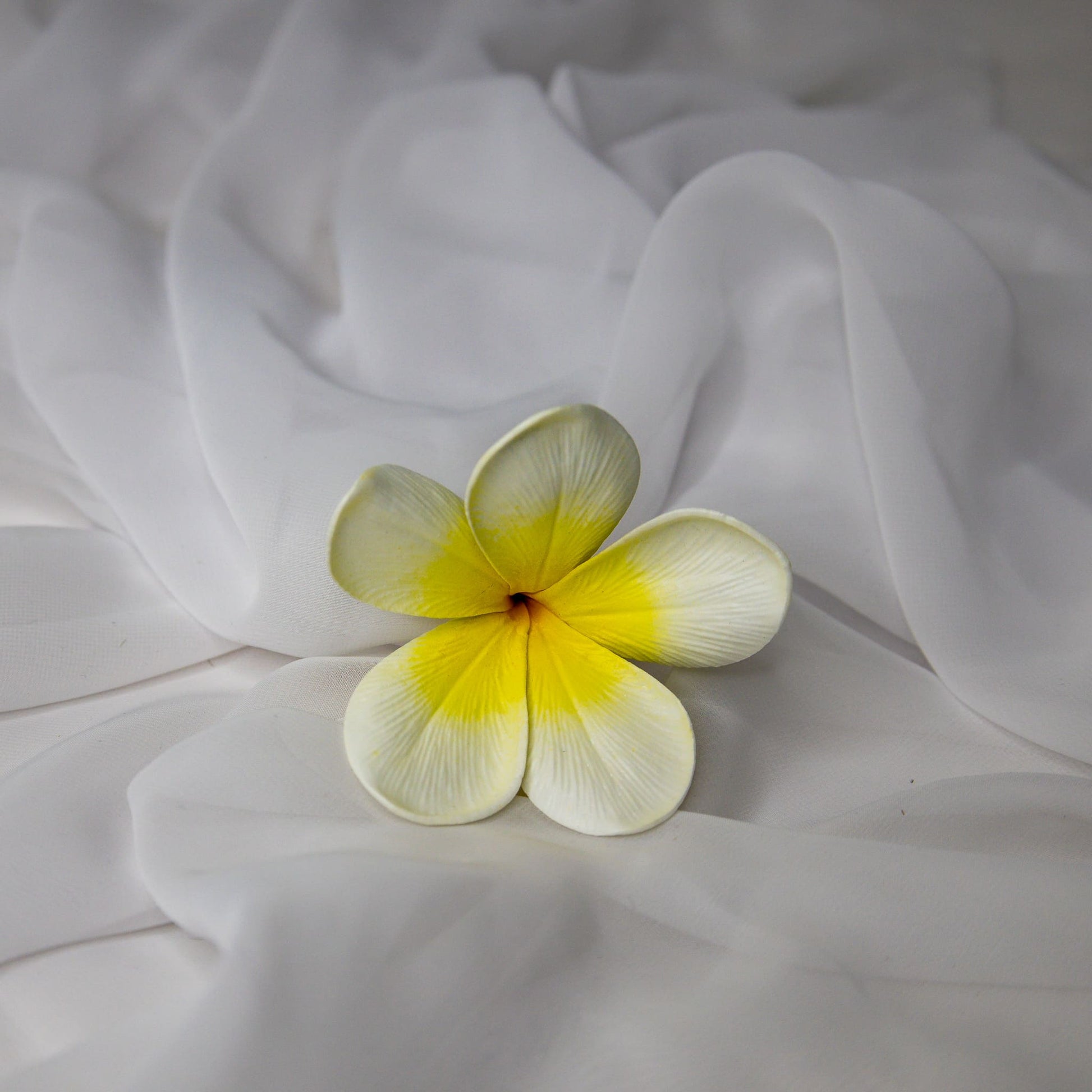 artificial White Yellow Frangipani Flowerhead
