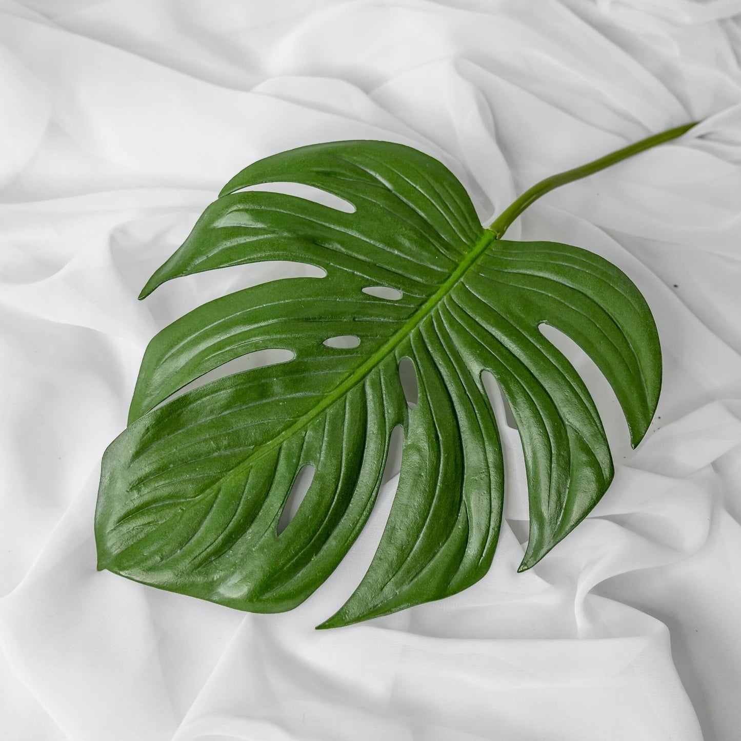 artificial small monstera leaf