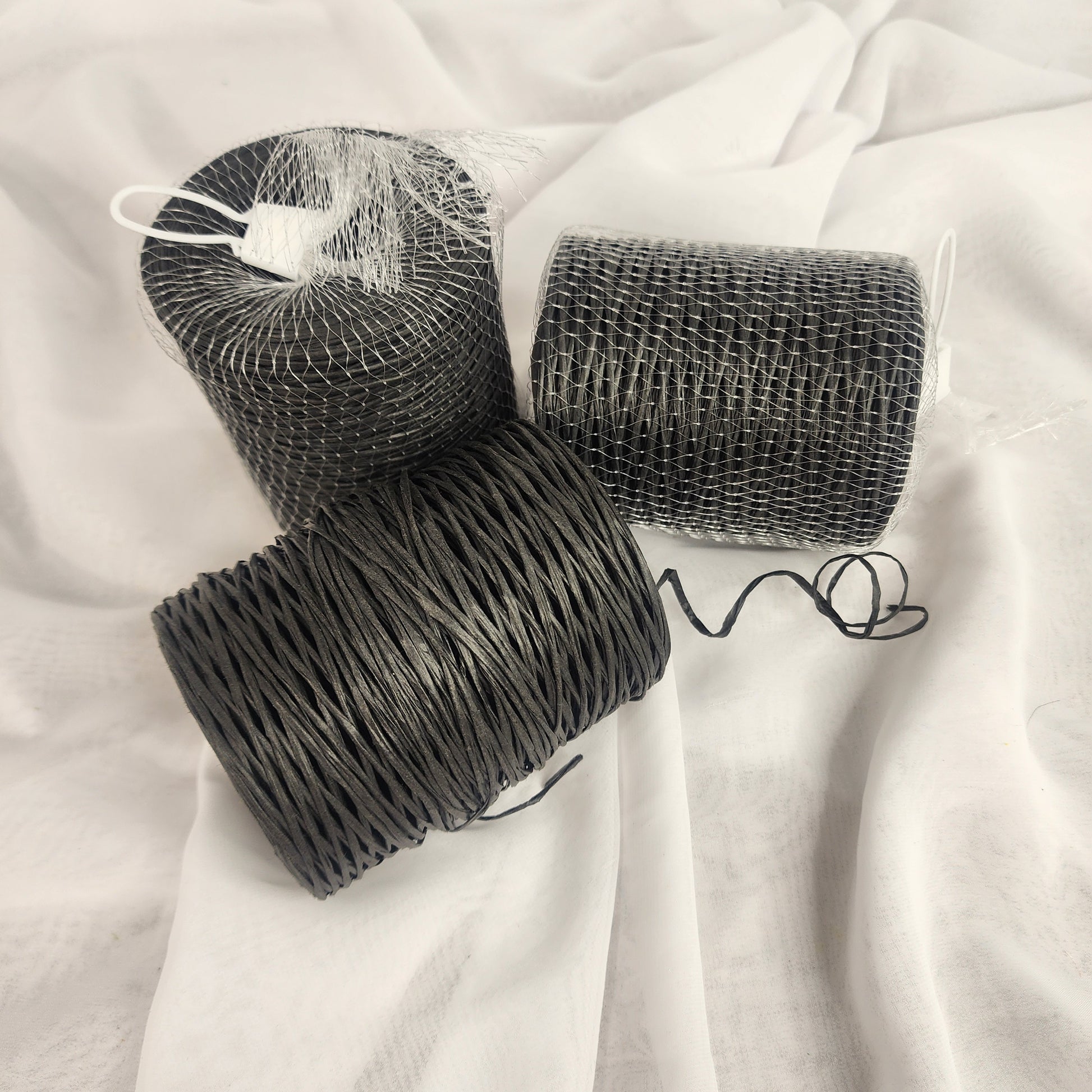 Paper Cover Craft Wire- Black