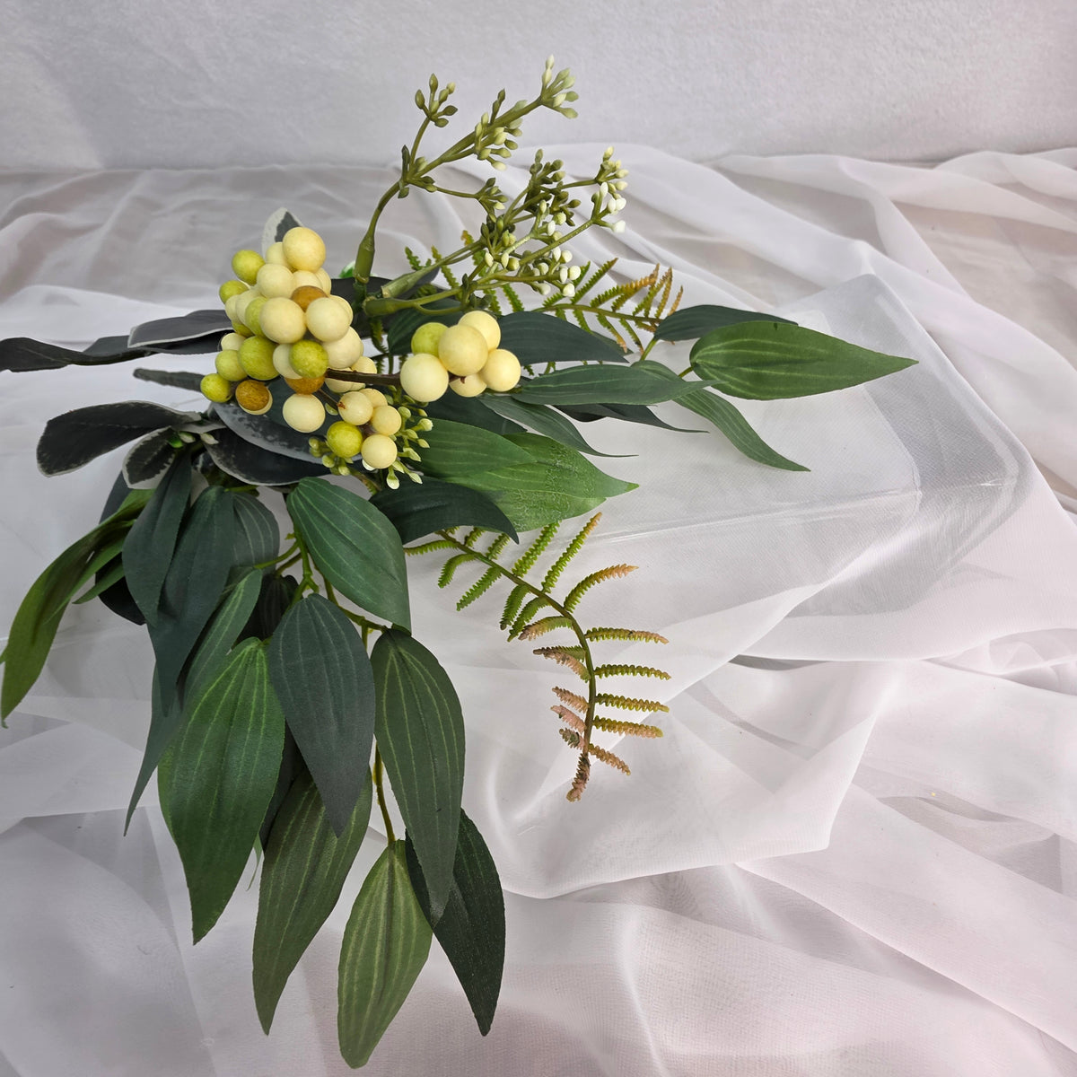 Berry and Leaf Mixed Bunch