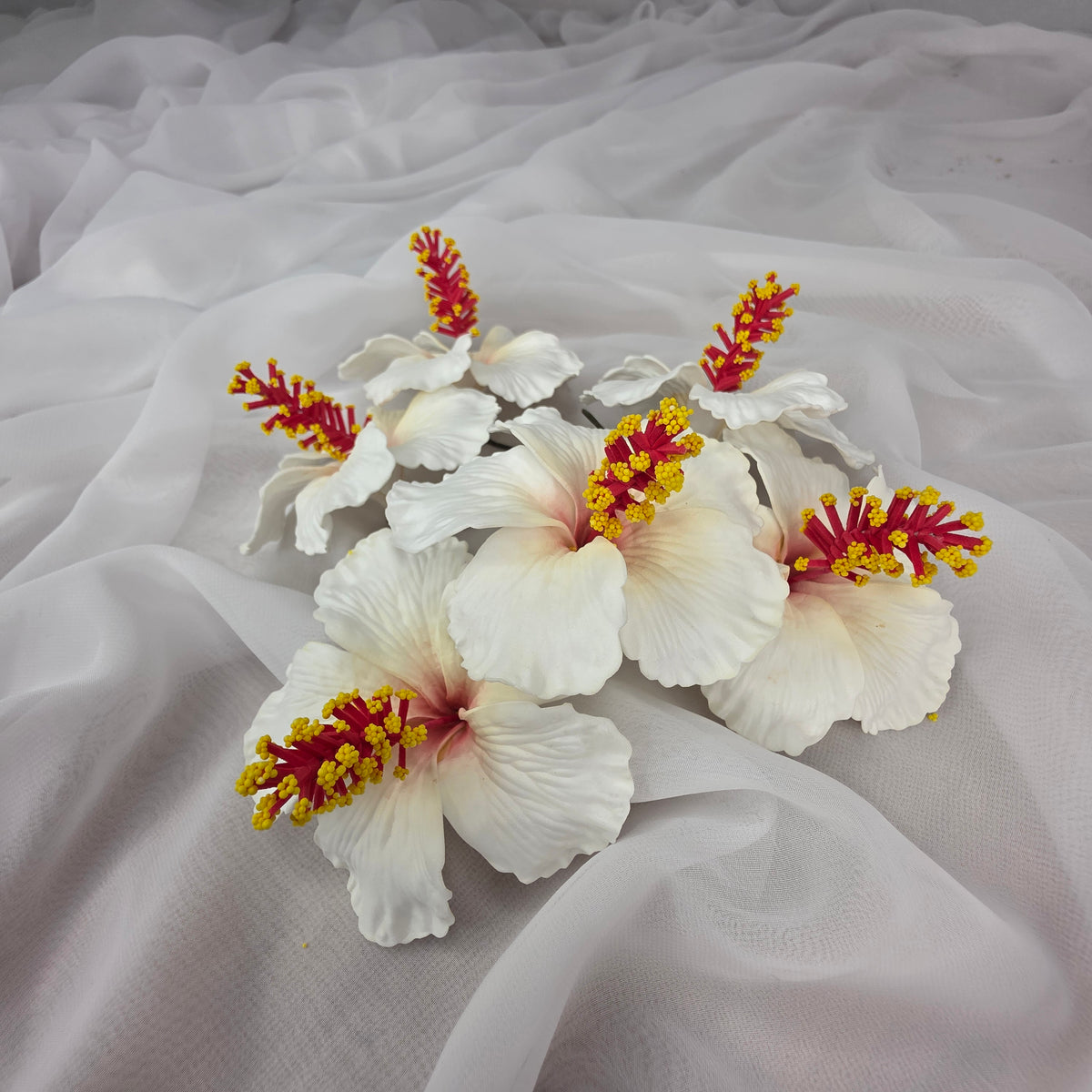 White Hibiscus 8cm Flowerhead
